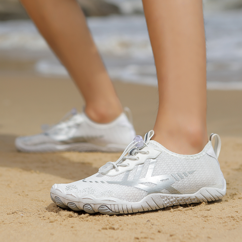 Quick Dry Water Shoes For Men  - Fishing Boat Trailer 리뷰 및 가격